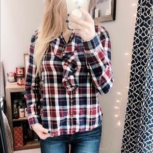 Button up Abercrombie and Fitch shirt 💋